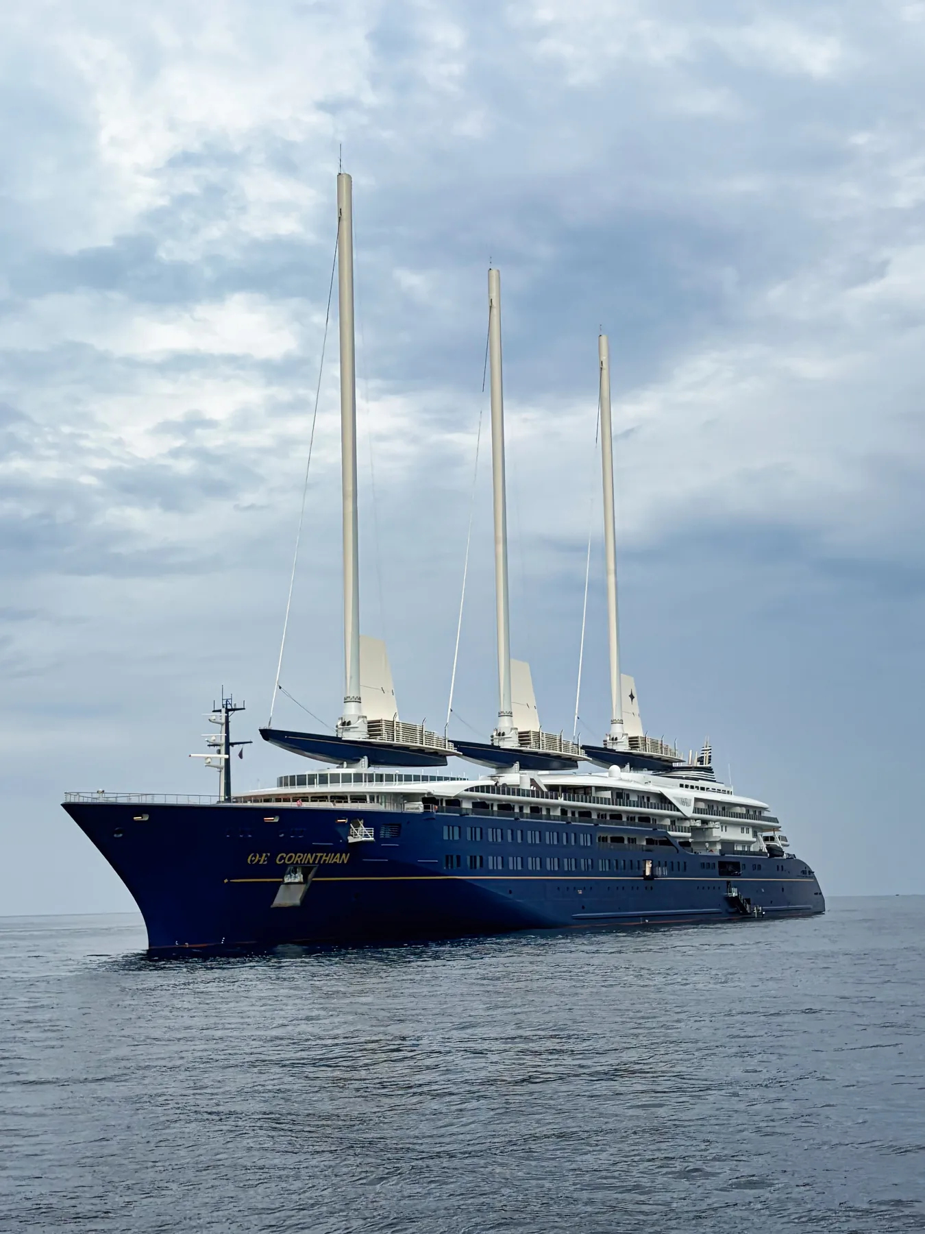 Orient Express Corinthian photographié par Horizon Duo dans le golfe de Saint-Tropez